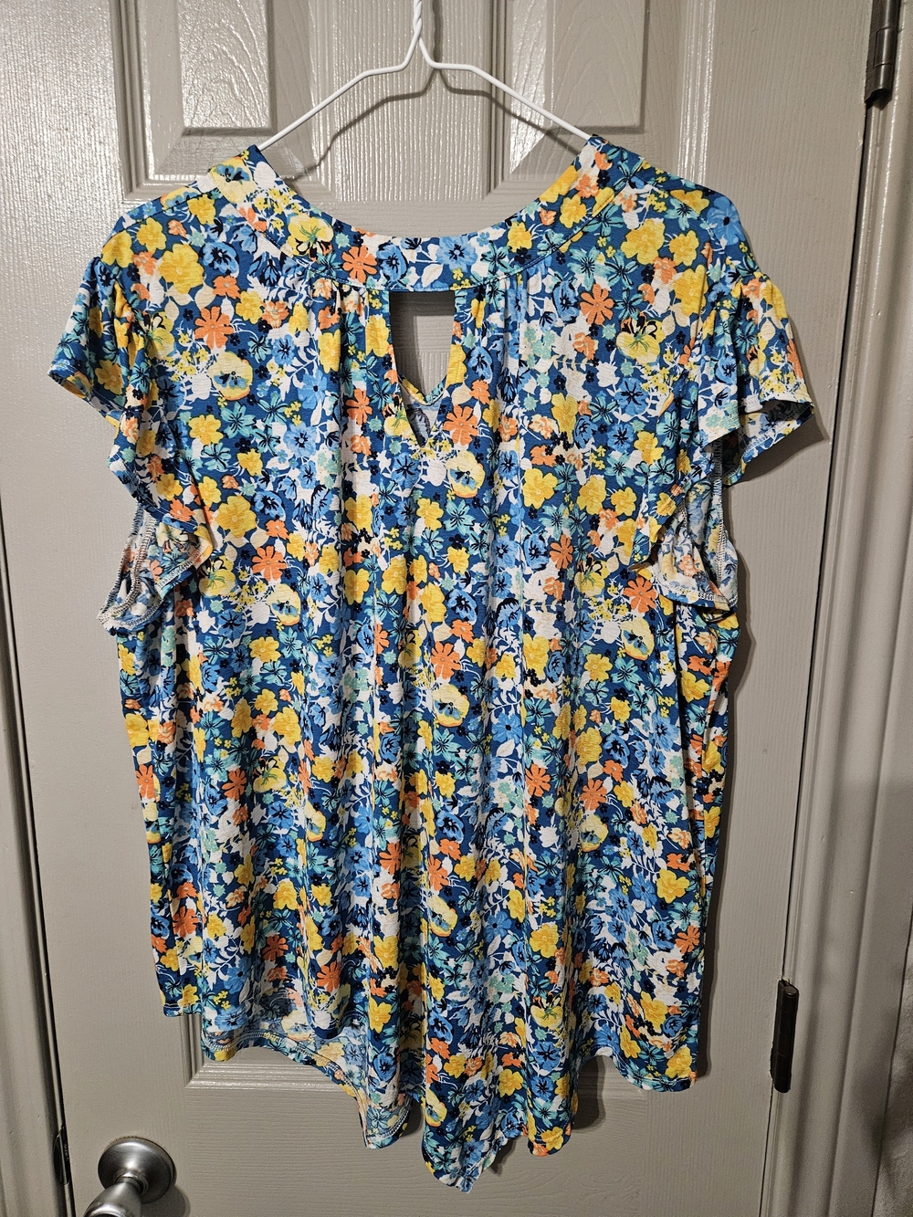 Cato Blue Floral Keyhole Flutter Sleeve Top